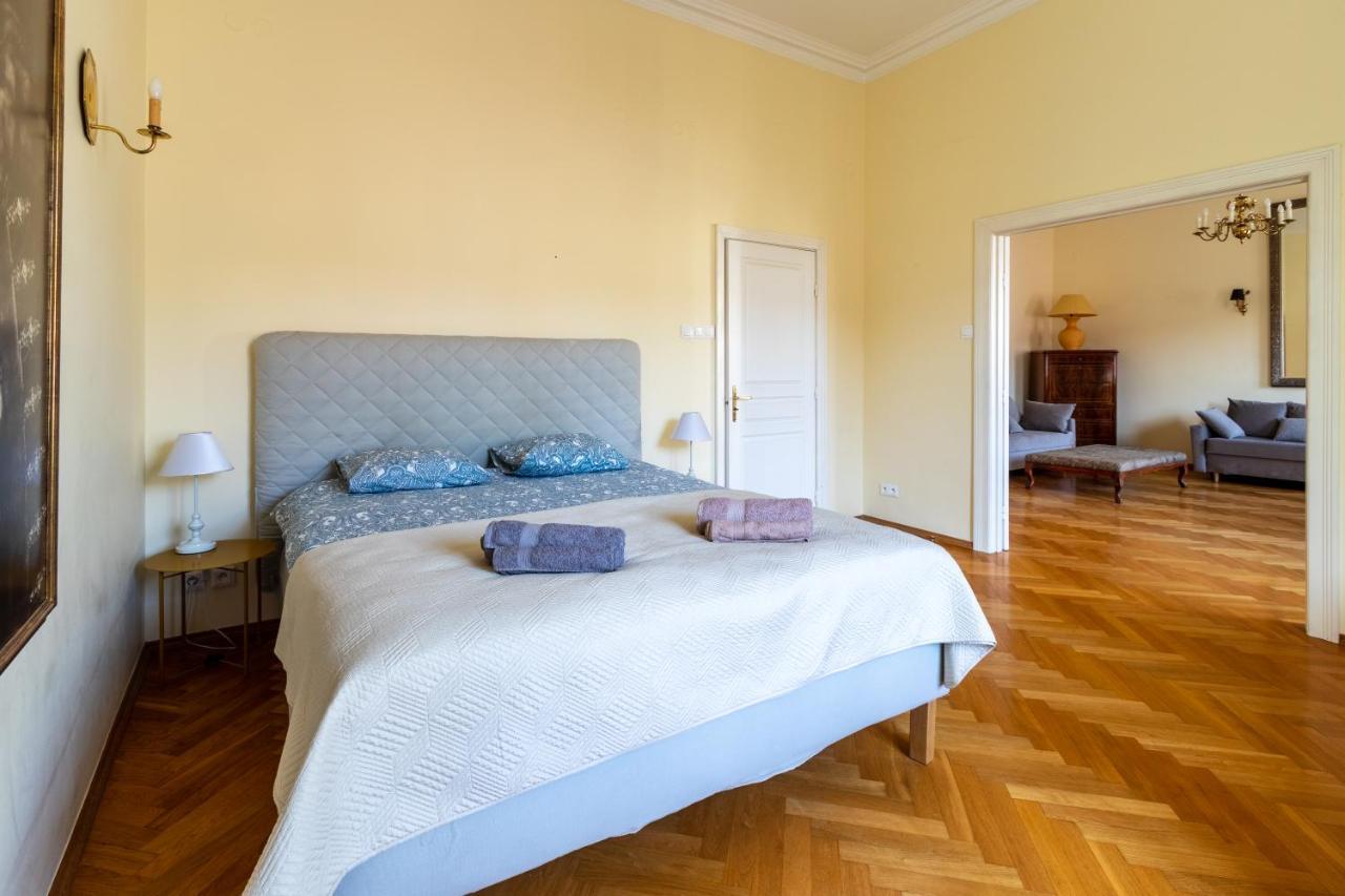 Apartament luster i obrazów Varsóvia Exterior foto